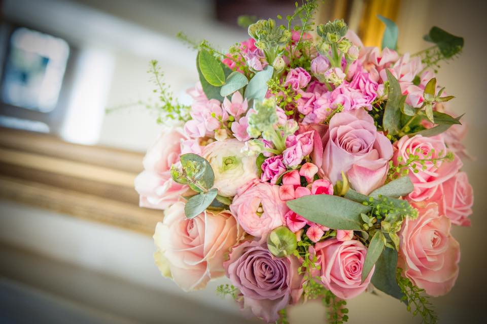 pink wedding pink perfection roses